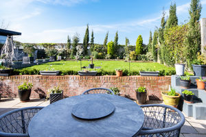 Photo 7- click for photo gallery